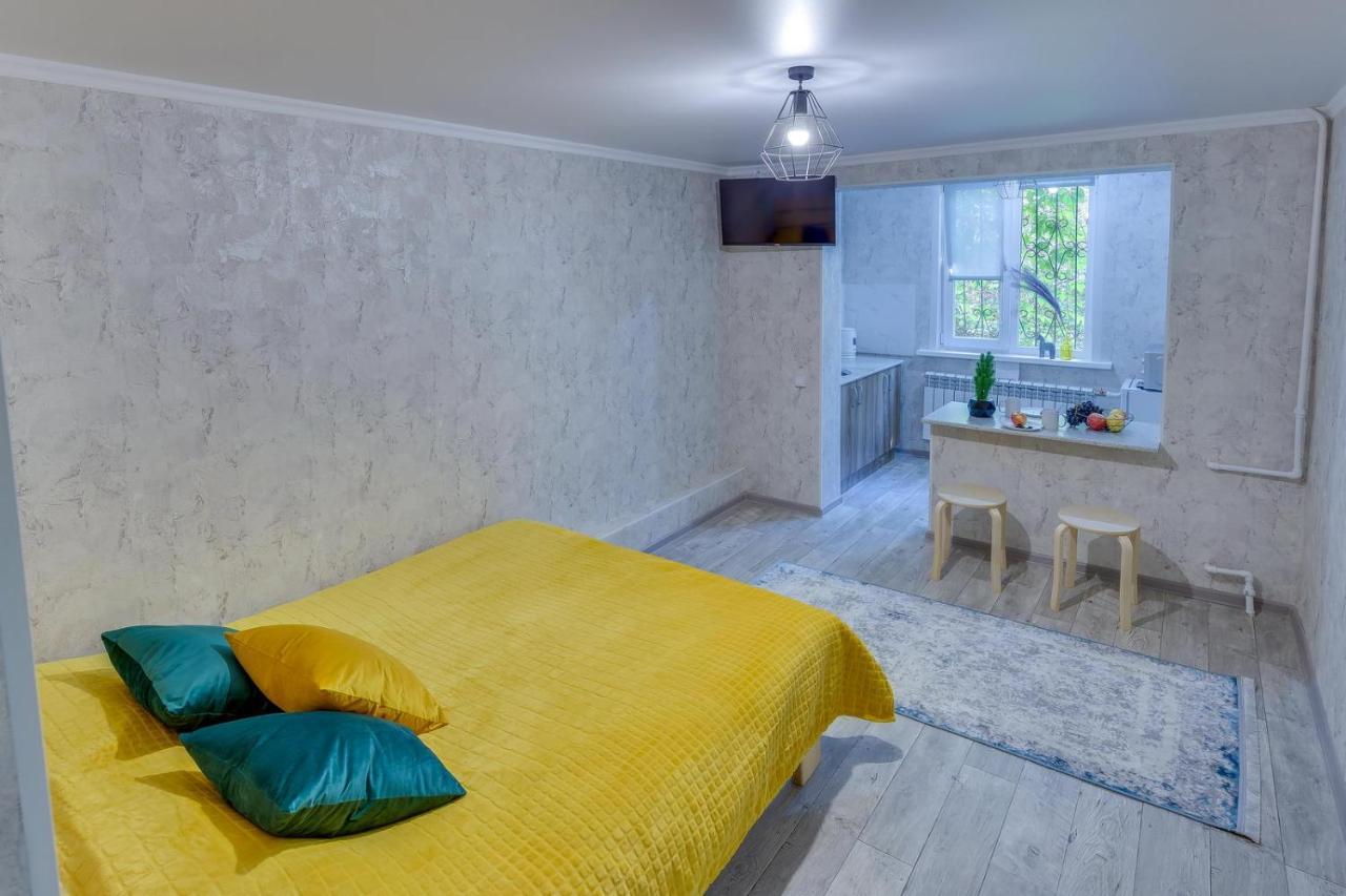 Yourhouse На Розыбакиева Утепова Недалеко От Меги Alma-Ata Exteriör bild