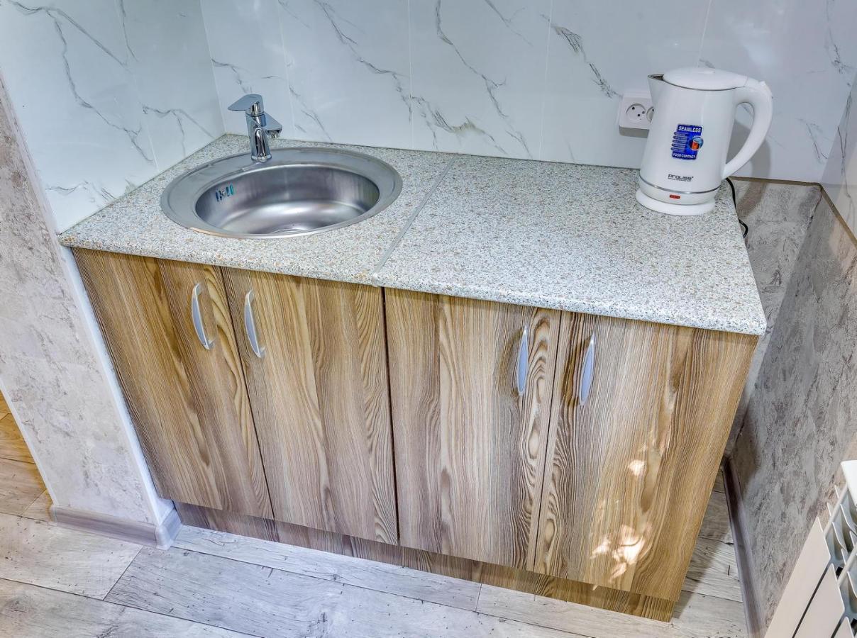 Yourhouse На Розыбакиева Утепова Недалеко От Меги Alma-Ata Exteriör bild